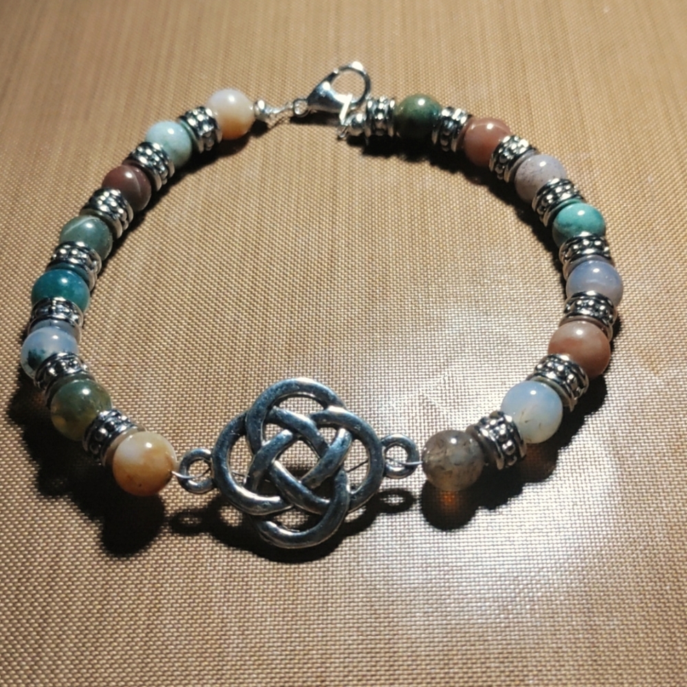 Natural gemstone bracelet with Celtic infinity knot
